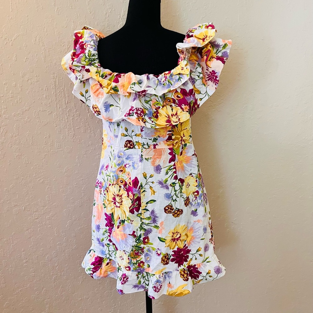 H&M White Off-Shoulder Floral Dress‎ with Yellow & Pink Accents - Picture 4 of 8